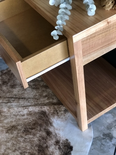 MESA DE LUZ CLC EN PARAISO - Castiza