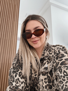 Óculos Valentina tartaruga na internet