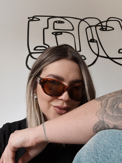 Óculos Yumi (cores) na internet