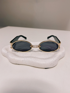 Óculos Elise dourado na internet