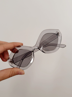 Óculos Disco cinza na internet