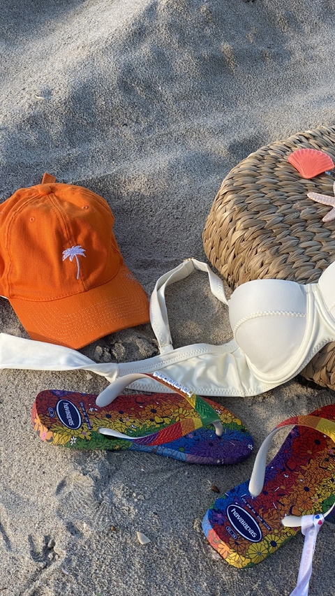 Banner da categoria Acessórios de praia exclusivos: chapéus, bolsas e detalhes que transformam seu look. Só na Mimos Beachwear!
