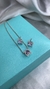 CONJUNTO COLAR + BRINCO ROSA QUADRADO