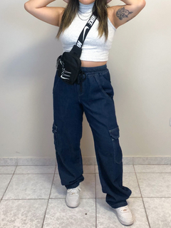 Calça Cargo Jeans Escura - 4 Estações Modas