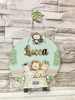 Porta Maternidade Placa Decorativa Safari Acrilico Dourado - comprar online