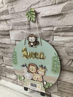 Porta Maternidade Placa Decorativa Safari Acrilico Dourado na internet