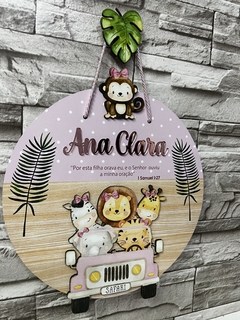 Guirlanda Porta Maternidade Safari rosa com Frase por esta filha orava eu - Sabiá Personalizados