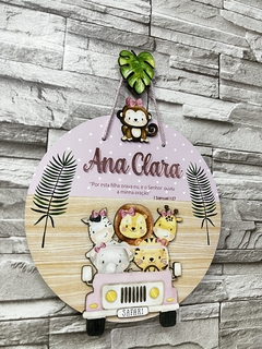 Guirlanda Porta Maternidade Safari rosa com Frase por esta filha orava eu - comprar online