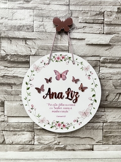 Guirlanda Porta Maternidade Floral Tema flores e borboletas nome e borboletas em acrilico rose gold na internet
