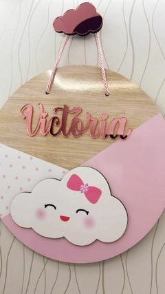 Porta Maternidade Nuvem chuva de amor rosa menina - Sabiá Personalizados