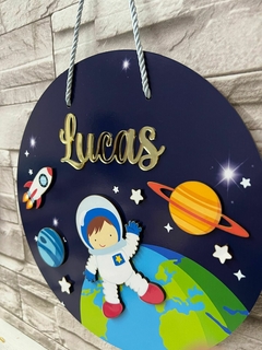 Porta Maternidade Astronauta com planetas e foguete - Sabiá Personalizados