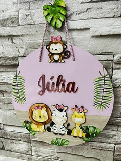 Porta Maternidade Safari rosa trio leão zebra e girafa menina - comprar online