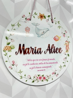 Porta Maternidade Fundo do mar menina com versículo Jeremias 1:15 na internet