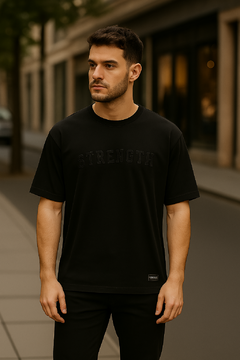 REMERA STRENGHT OVERSIZE - comprar online