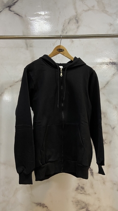 Campera básica lisa negra frisada - comprar online