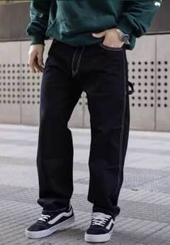 JEAN NEGRO COSTURAS BLANCAS BAGGY