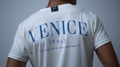 REMERA VENICE REGULAR en internet