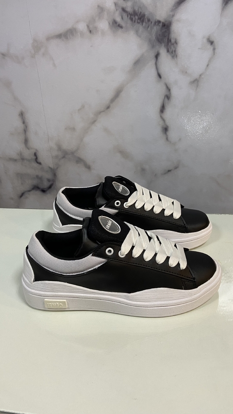 ZAPATILLAS BUNNY NEGRAS