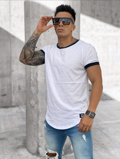 REMERA WHITE LONG ⚡️ - comprar online