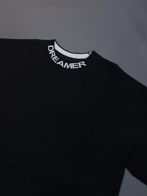 REMERA DREAMER OVERSIZE