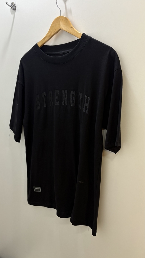 REMERA STRENGHT OVERSIZE - comprar online