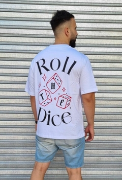 REMERA ROLL OVERSIZE