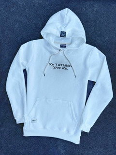 BUZO LABELS BLANCO FRISADO en internet