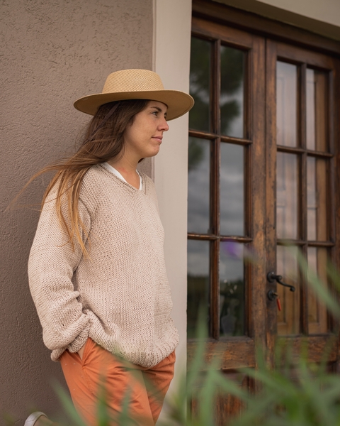 Sweater de hilo arena - comprar online