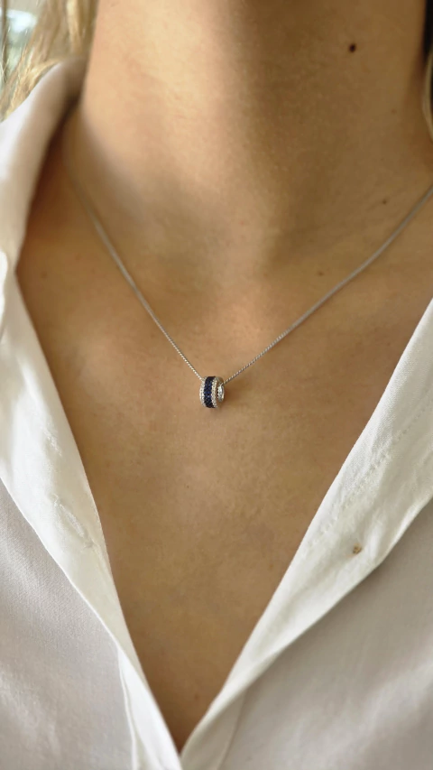 Collar Círculo Azul | Círculo Sereno | Plata Rodinada | Carpediem - comprar online