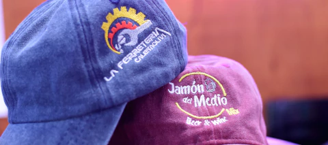 Carrusel Oak Bordados