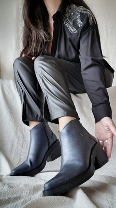 Botas Reki Azul Cuero - comprar online