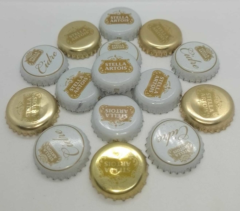 15 tampinhas de cerveja Stella Artois