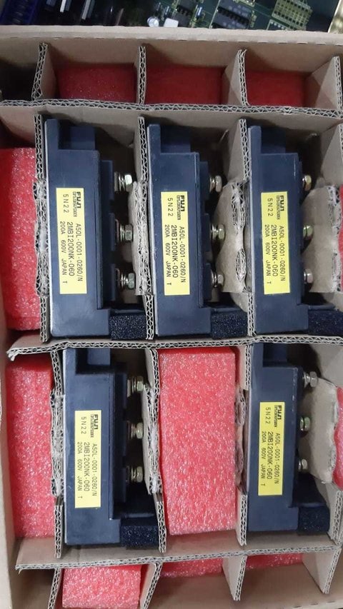 2MBI200NK-060 FUJI IGBT FANUC A50L-0001-0260/N