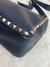 BOLSA VALENTINO ROCKSTUD FLIP LOCK MESSENGER - comprar online