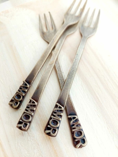 TENEDOR PICADA AMOR X4