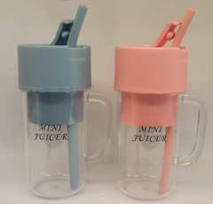 Mini Licuadora Portatil Con Vaso Usb 340ML en internet