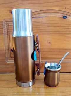 Imagen de Set Termo 1 Lt Símil Stanley con mate y Bombilla