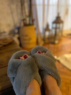 pantufla gris - comprar online