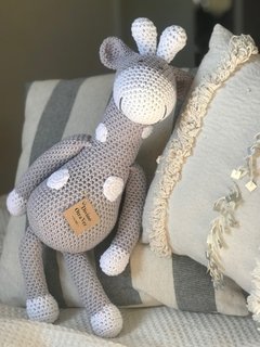 jirafa clara gris - comprar online