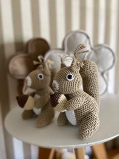 ardillita con bellota - comprar online