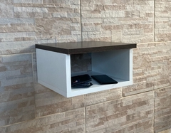 Imagen de Mesa de luz flotante