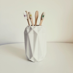 Cepillo de dientes de bambu