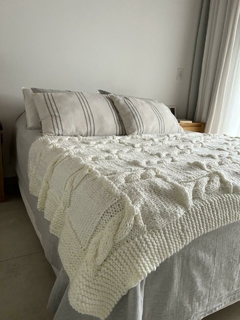 Manta White