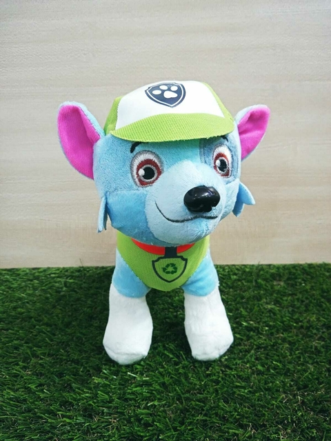 PELÚCIA PATRULHA CANINA ROCKY 20CM LC0353 - comprar online