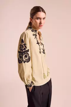 Blusa Magna en internet