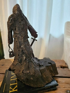 TEMPLARIO - ESCULTURA DE HIERRO en internet