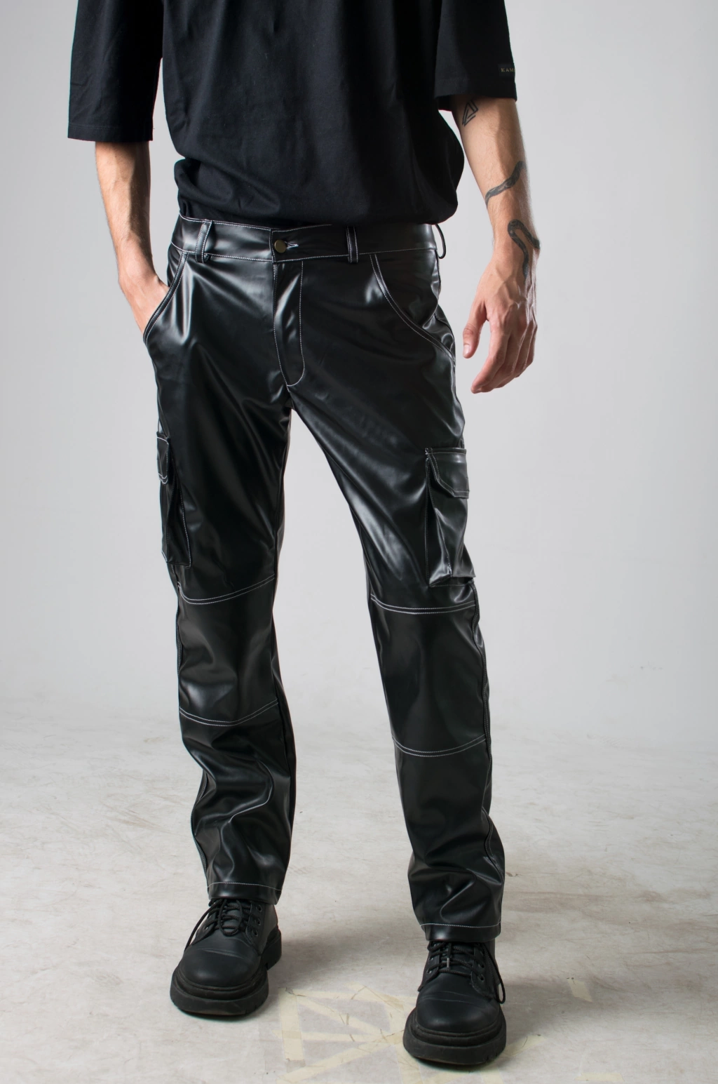 Pantalon Cargo Ecocuero