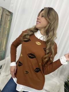 SWEATER BORDADO BESOS (MG507) en internet