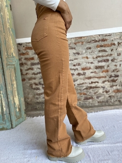 Imagen de JEAN RELAXED ANTO CAMEL - ECCOMICUA (ECC024)
