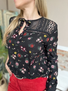 BLU FLORES GUIPURE (SO12) - tienda online